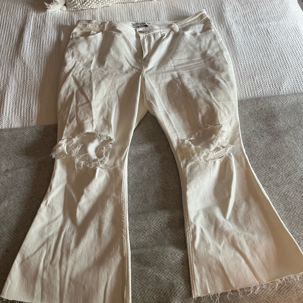 Hollister White High-Rise Vintage Flare Jeans